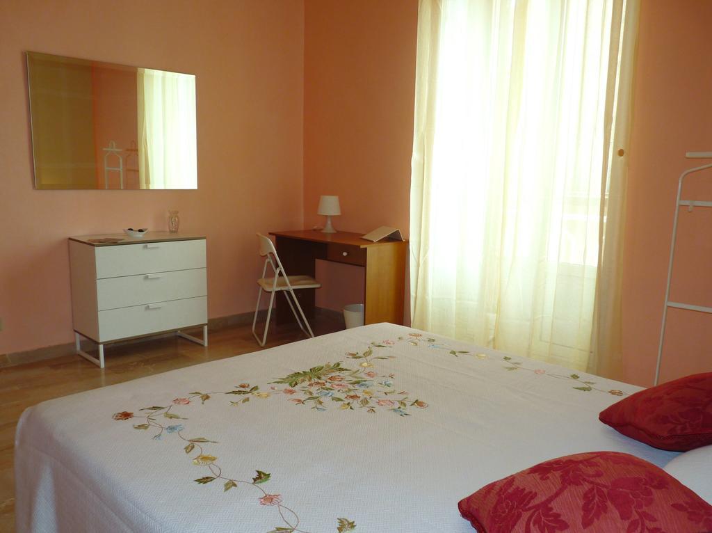 Stanze Ad Est Vila Ragusa Quarto foto